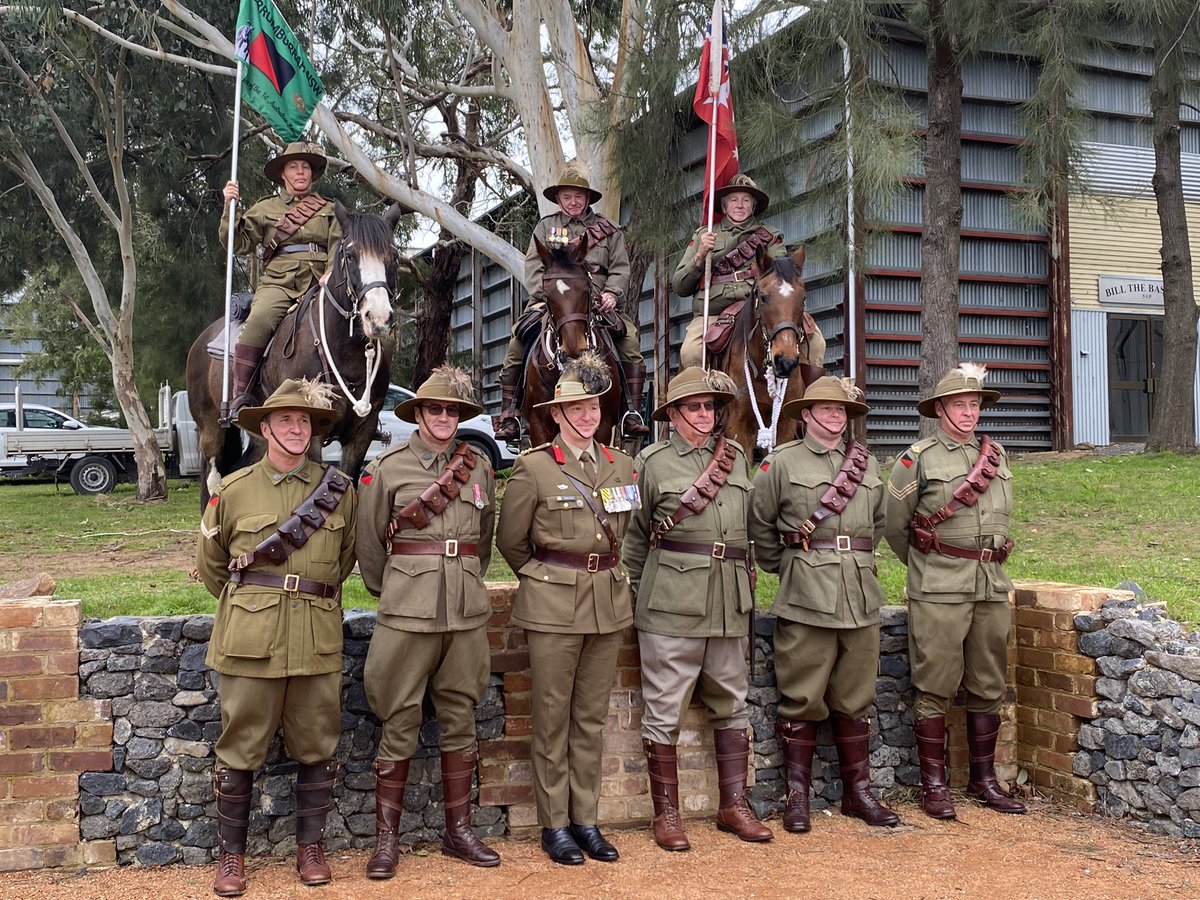 DG TRADOC AusArmy (@dg_tradoc) on Twitter photo It was a great privilege to celebrate the unveiling of the “Bill the Bastard” memorial at Harden last week. A testament to community spirit to remember our national past. Thank you to the people of Harden for their commitment to fund this national treasure. <a href="/AustralianArmy/">Australian Army</a> It was a great privilege to celebrate the unveiling of the “Bill the Bastard” memorial at Harden last week. A testament to community spirit to remember our national past. Thank you to the people of Harden for their commitment to fund this national treasure. <a href="/AustralianArmy/">Australian Army</a>