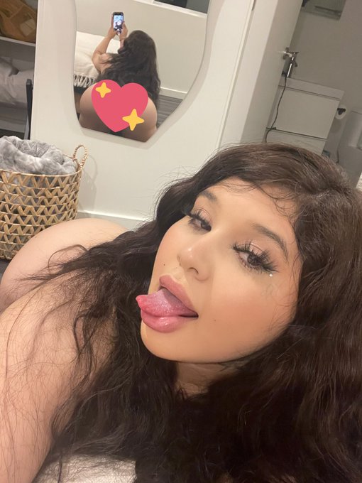 Hi bunkies wyd up ???☁️ https://t.co/hW8PMUPvF6