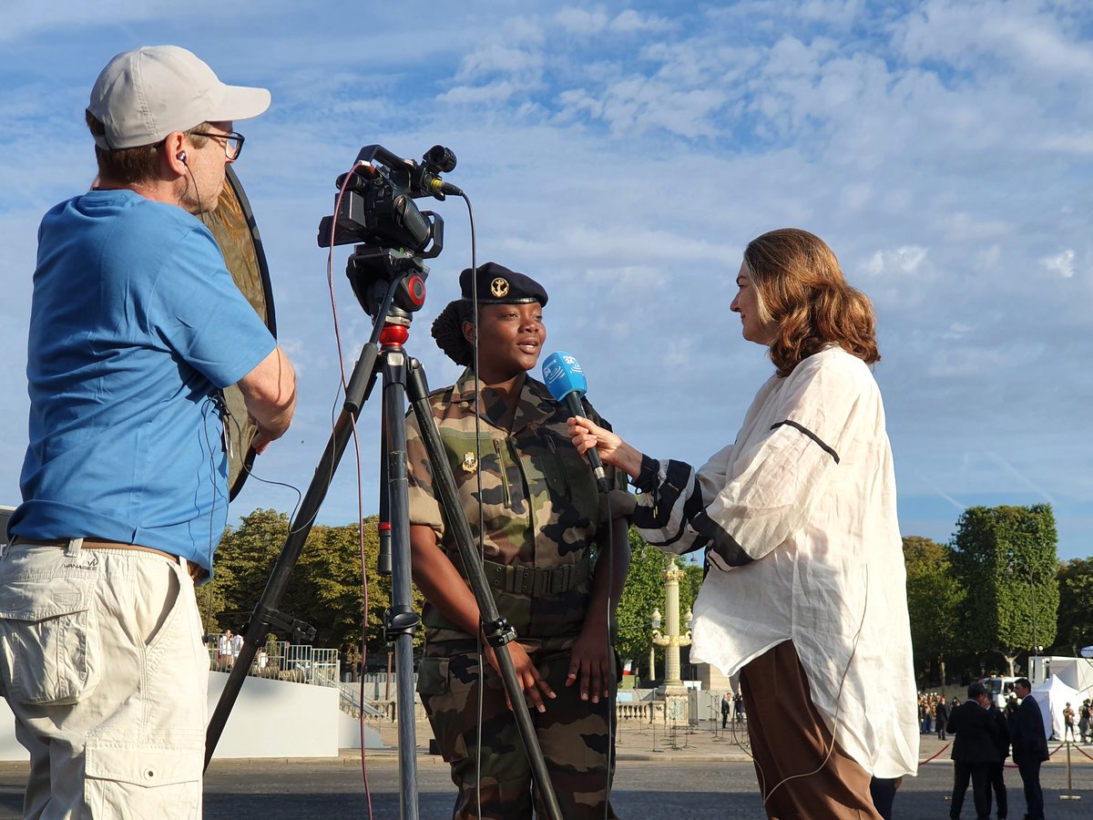 Jour-J 🇫🇷 #14juillet A quelques minutes du défilé les volontaires du <a href="/rsma_guadeloupe/">RSMA Guadeloupe</a> et <a href="/RSMA_NC/">RSMA-NC</a> partagent leurs émotions, entre stress et fierté. 
#TousPrêts pour #partagerlaflamme