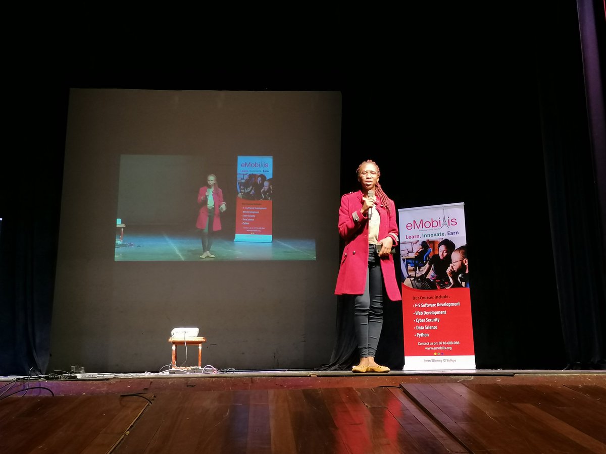 eMobilis's tweet image. Bethany, a Cloud Advocate from @Microsoft sharing her journey in cloud advocacy and what the job entails

#eMobilisTechTalk #WebDevGraduation #Techtalk2022