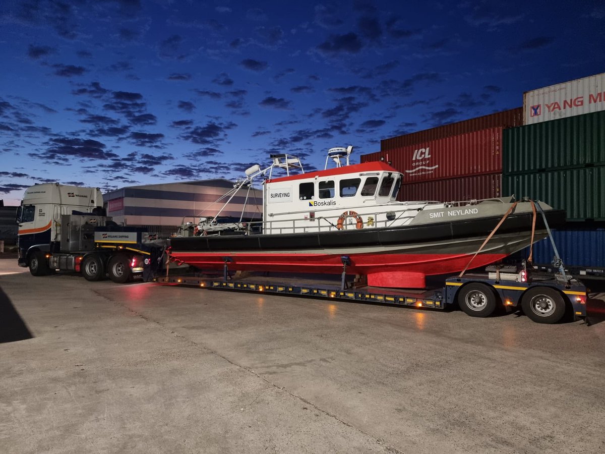 WillShipping's tweet photo. Last our transport division picked up this survey vessel from Pembroke and delivered it to Plymouth. Just one of the many out of gauge cargo our teams transport.
https://t.co/gZzdQ1t6uG
#lowloader #truck #logistics #transport #haulage #abnormalloads #outofgauge #yard https://t.co/KXEHJrz5KC
