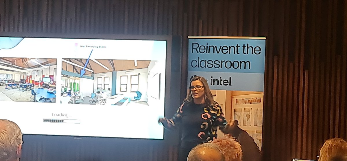 An amazing program including research, spaces and technology to #reinventtheclassroom with @HP and St Mary's Erskenville @ICTENSW teachmeet. Thanks for sharing Emma and @MRsalakas @KarenBinns4 @T_Milkins @melanieh