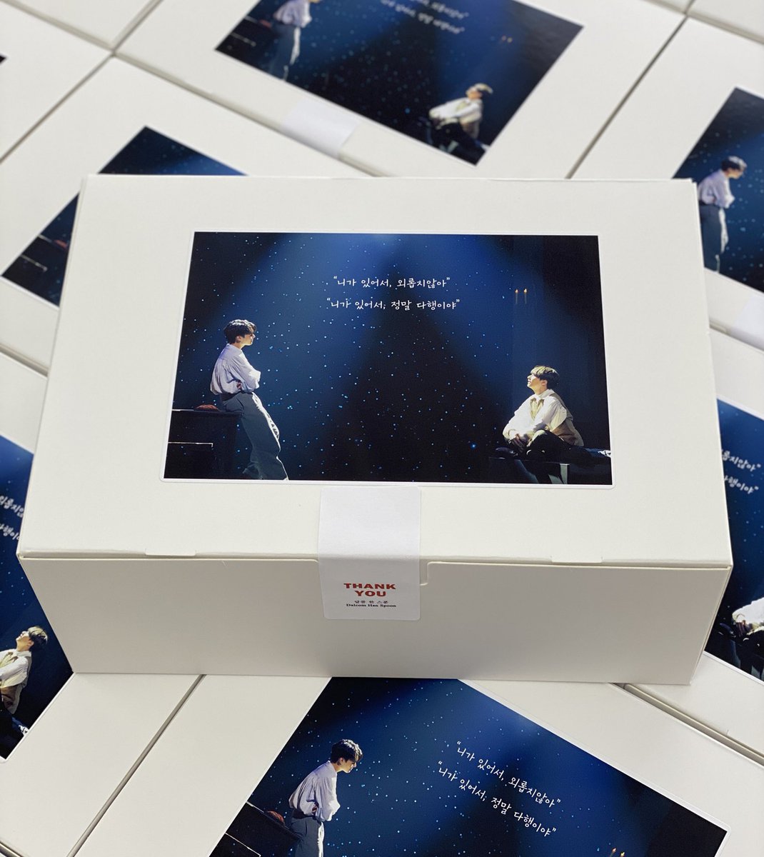 mysiksupport's tweet photo. 🌷 MYSIK Support Project 8.
220714 뮤지컬 이퀄 도시락서포트 

테오는 오늘도 무대를 불테오..🔥
콜라 왜마셔 니콜라 보컬이 있는데..🥤

#빅톤    #VICTON    #이퀄 
#강승식 #임세준 https://t.co/02cArwAMQY