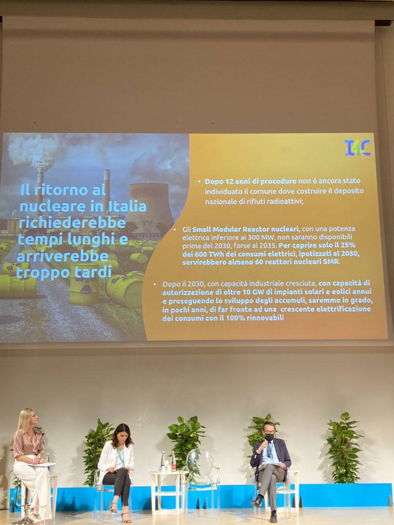 LakeElena's tweet photo. #italyforclimate @alessiarotta @simonabonafe perché il #nucleare non è la soluzione #conferenza #ambiente #cambiamentoclimatico #climatechange @v_aneris #energia #sicurezza energetica #fontirinnovabili @transenv https://t.co/9dpGeHn8Yy