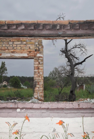 WarWritings's tweet photo. “Scars of a lost Humanity”, #Moschun, July, 2022.
📸Lisa Bukreyeva
#RussiaUkraineWar https://t.co/m2A6amVIzH