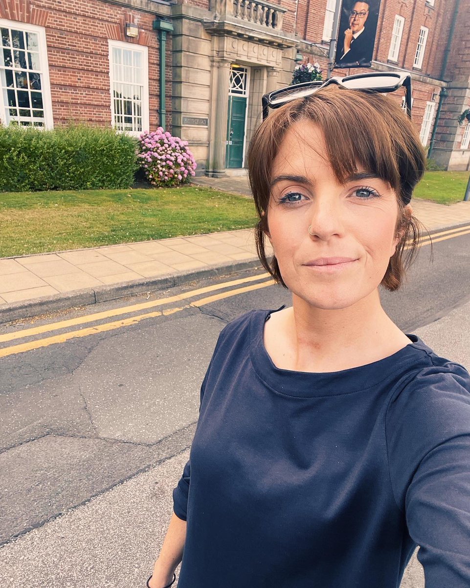 As my trip to 🏴󠁧󠁢󠁥󠁮󠁧󠁿 draws to a close I’m excited to immerse myself in all things coaching &amp; coach development @ the Centre for Sport Coaching <a href="/leedsbeckett/">Leeds Beckett</a> Pat Duffy Coaching Excellence Conference here @ Carnegie College for Sport - flying the @LaTrobe_SES 🇦🇺 flag!