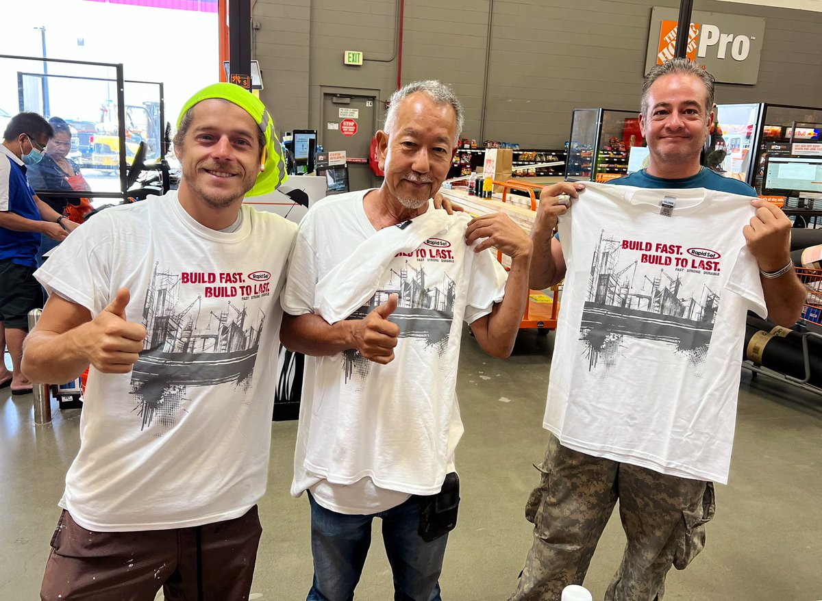 LuisRapidset's tweet photo. Aloha from Honolulu 🤙🏼 the one and only 170”#1” Thank you @corydietz1701 for marking us feel at home, your stores engagement was phenomenal!!! Looking forward to following up on all the PRO leads from our demo! #Exclusive #D284 #onlyatthehomedepot #Rapidsetasphaltrepair https://t.co/PGPPCS7FXu