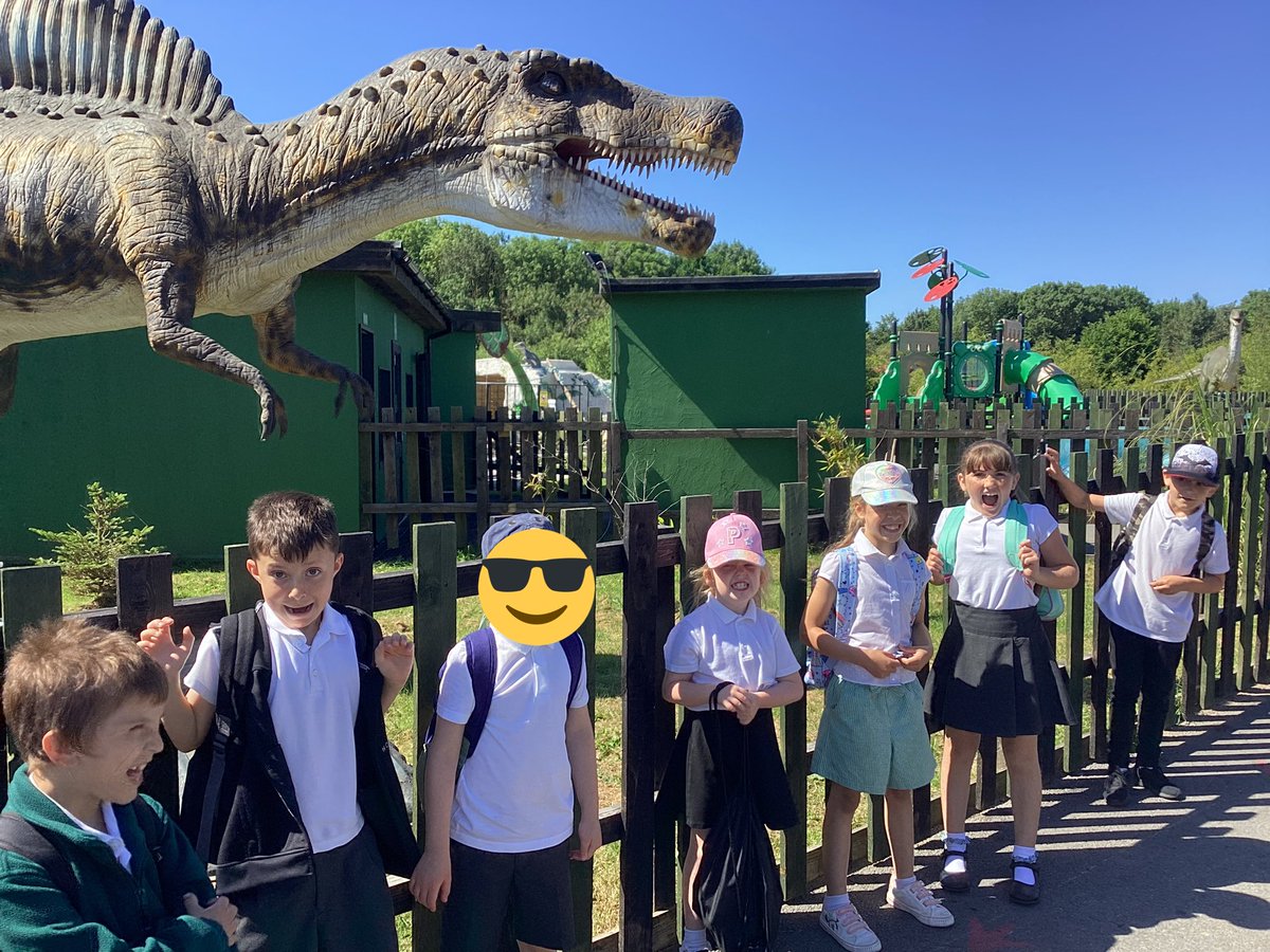 MissCorbett11's tweet photo. We had an amazing day yesterday at Gulliver’s Valley for our Year 2 leavers trip. @WMoor_academy @gulliversfun https://t.co/7BIzoE4dqC