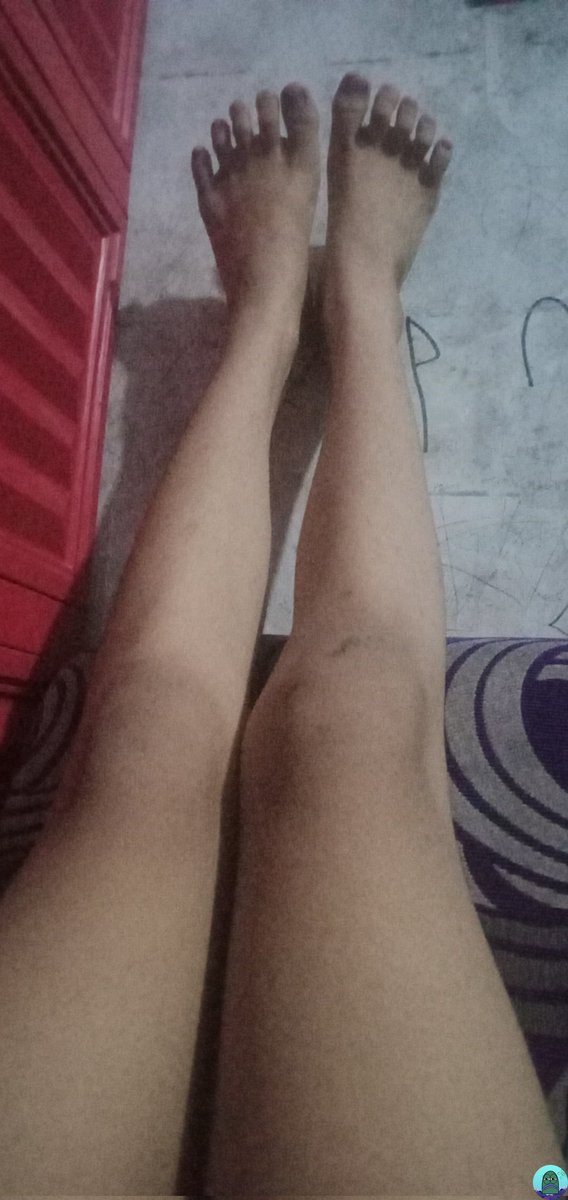 Asa Akiraning oyoqlari