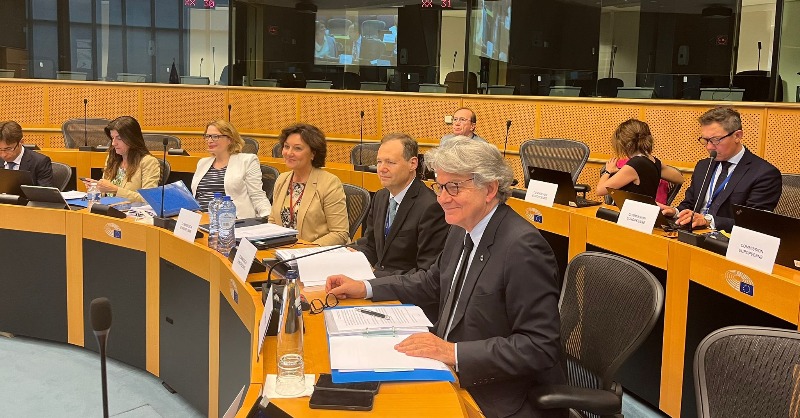 DigitalEU's tweet photo. #DigitalDecade Policy Programme = deal reached ✅

The programme sets up a monitoring &amp; cooperation mechanism to achieve the common objectives and targets for Europe's #digitaltransformation set out in the 2030 Digital Compass 🧭🇪🇺

#EU2022CZ #DigitalEU