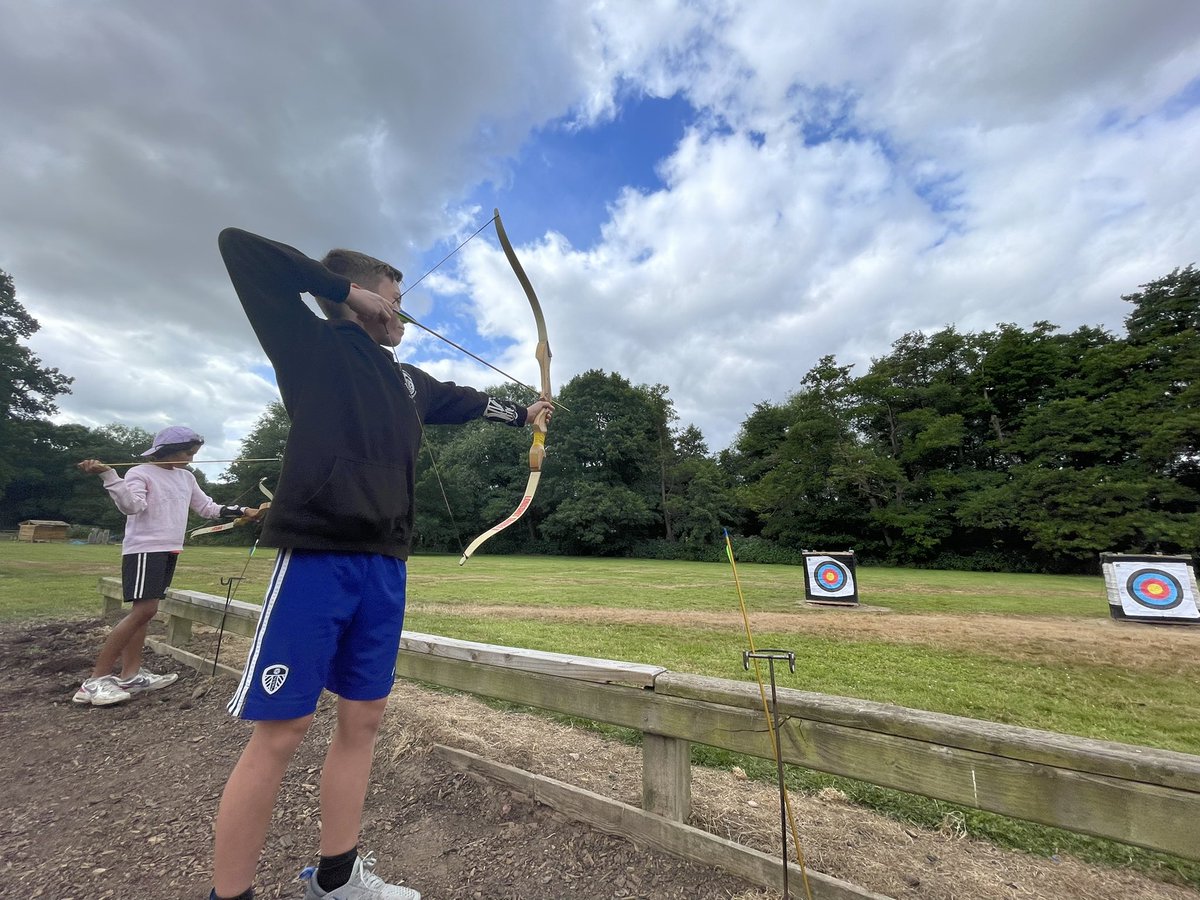 BirkbeckPrimary's tweet photo. Archery has no 'drawbacks' for us this morning 🏹 https://t.co/puFUtDSzZq
