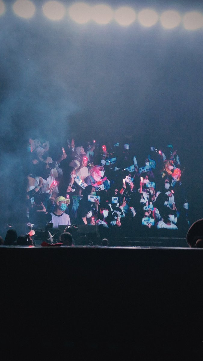 berrycloudyyy's tweet photo. [20220711]  #THEBZONEinJKT

Here are beautiful things I saw from THE B-ZONE in Jakarta❤️

A thread by berrycloudyyy https://t.co/K9feWjfje6