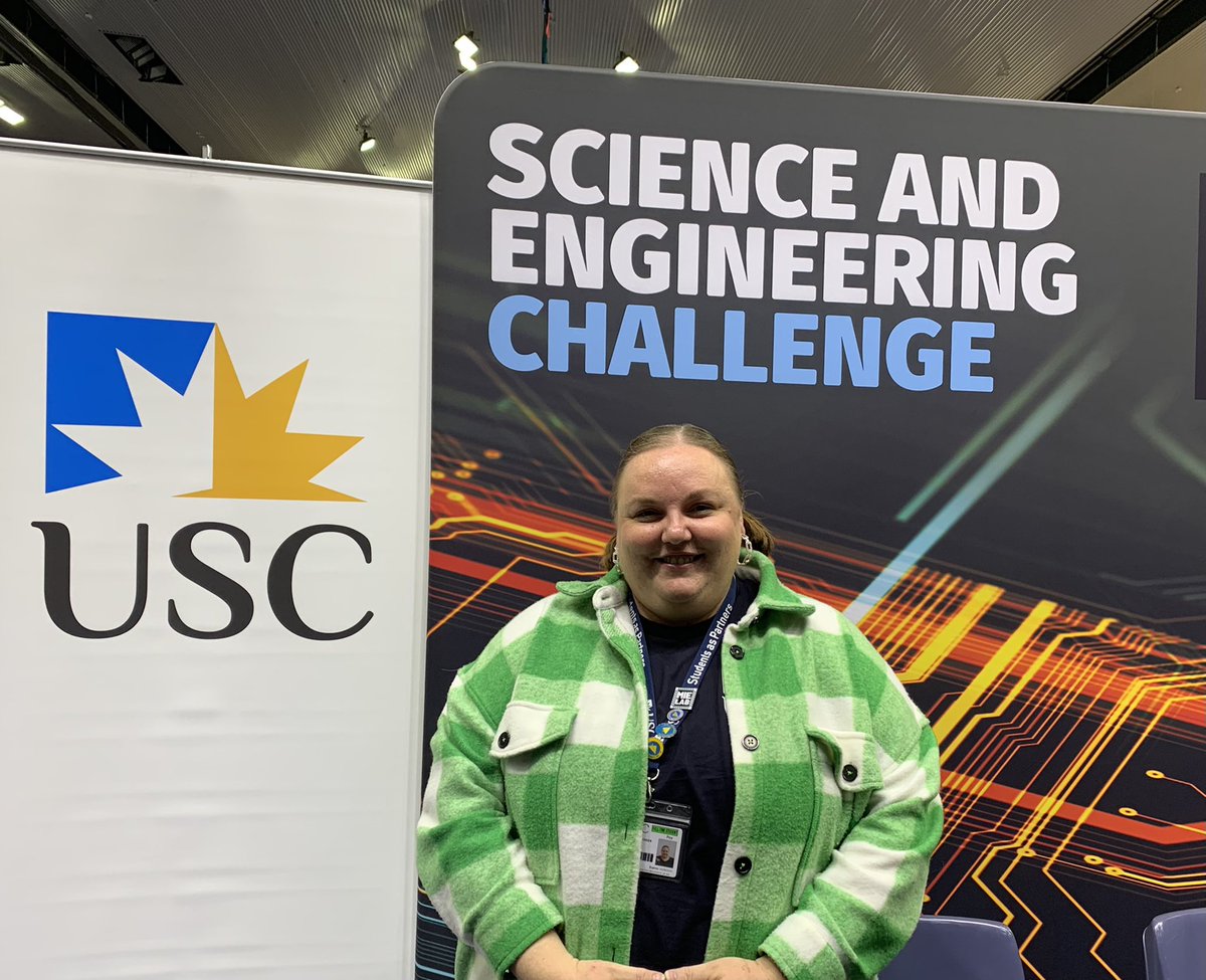 BelChristensen's tweet photo. STEM in action with high school students across the Sunshine Coast.

It’s been an inspiring few days volunteering at the Science &amp; Engineering Challenge. 

@Uni_Newcastle @usceduau @uscMIElab #sciengchallenge https://t.co/FC3ldamW3n
