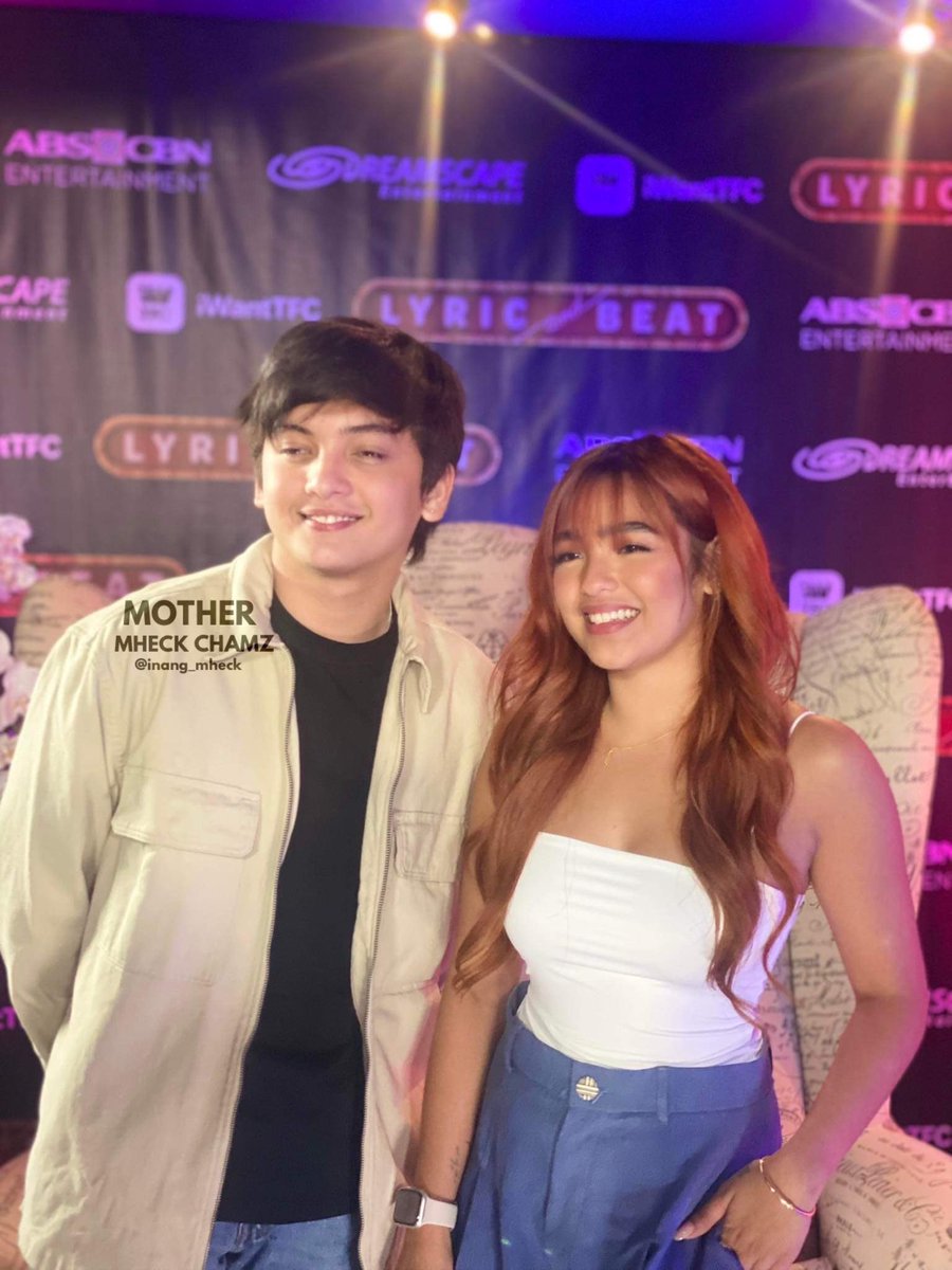 inang_mheck's tweet photo. "move on in a good way" - @imsethfedelin
SETH AtMediacon
#LyricAndBeatBlogcon https://t.co/Psbqaut0oG