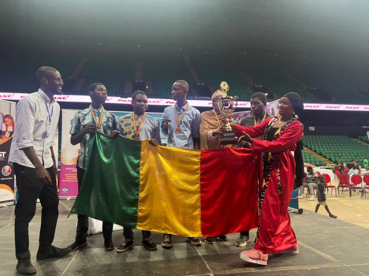 RobotsMali tweet media