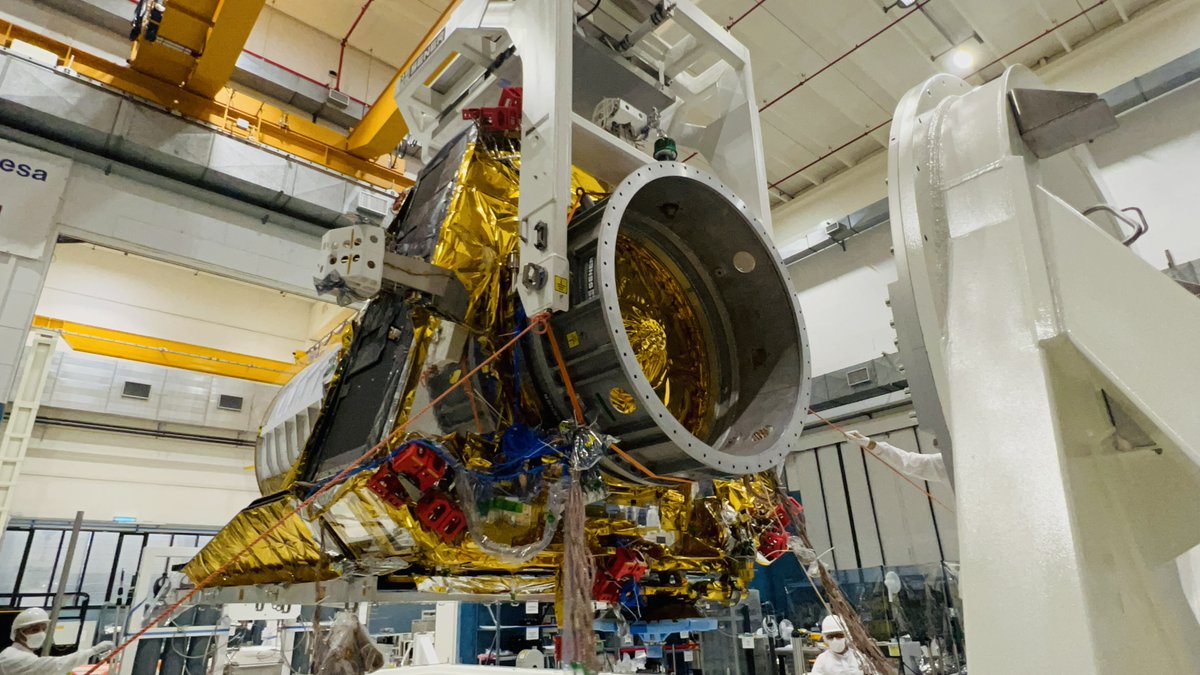 ESA_Euclid's tweet photo. The fully integrated @ESA_Euclid spacecraft has been packed in a container and left Turin last night for the final environment tests at the @Thales_Alenia_S plant in Cannes in France, prior to the launch campaign ! https://t.co/xNoVMEIqsK