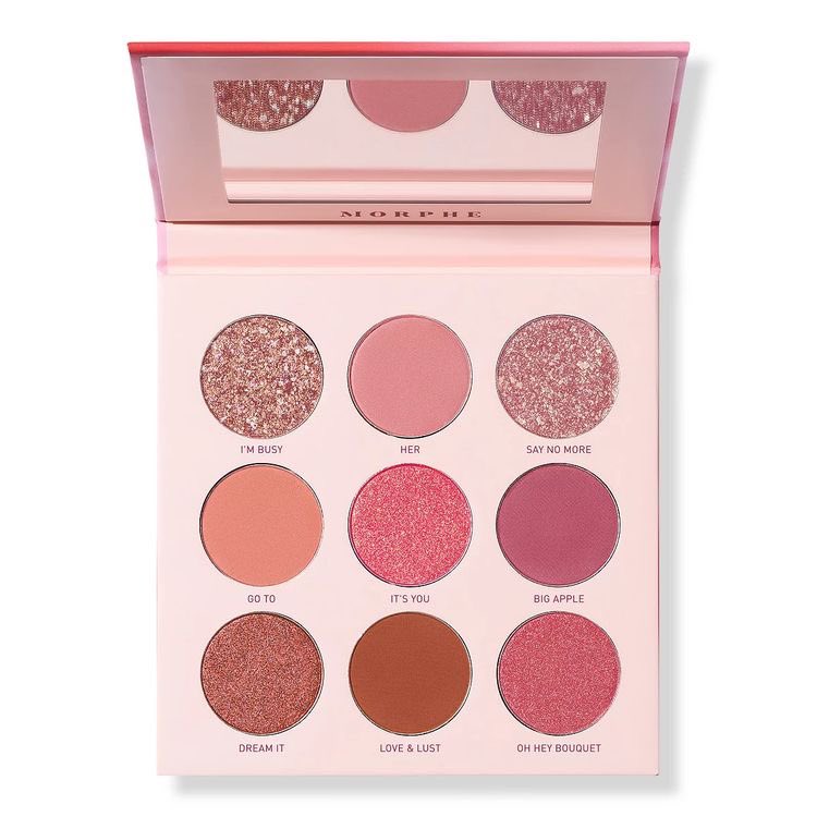 ManiesOfficial's tweet photo. i suka palette from morphe, very pigmenteddd alsoo very pocket friendly tauu! dorang suka buat salee sesuai untuk studentt🤪

but kalini lagi murah dari sale before nii! this time RM27 jee!!! 😭😭😭 watson pun tak dapat harga eyeshadow macam ni 🤣 https://t.co/KiVrBODrqI
