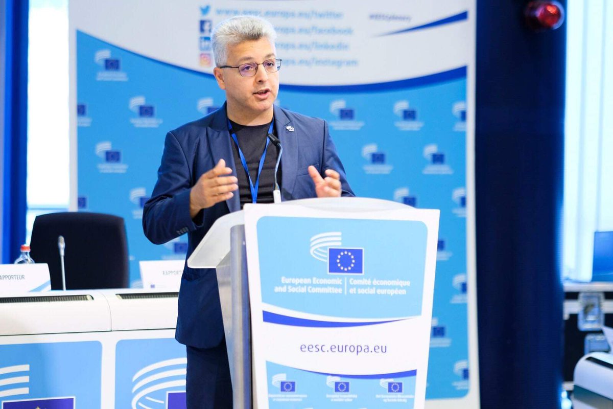 ForneaDumitru's tweet photo. #EESCPlenary adopted this morning an opinion on âDigital identity, data sovereignty & the path towards a just digital transition for citizens living in the information societyâ
https://t.co/wuiyaZSBzB
#JustDigitalTransition
#NoDigitalDivide
#TheRightToDisconnect
#FitFor55? đĒđē https://t.co/N75Eg8QLSB