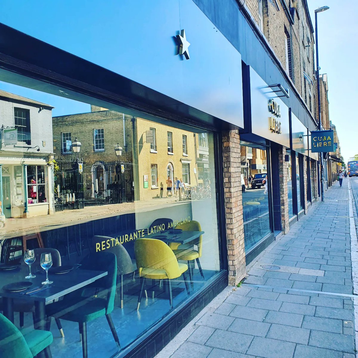 A11starCleaning's tweet photo. #windowcleaning #cleaning #buildersclean
#cubalibre #latinmusic #newbars #newrestaurant #cambridge https://t.co/pyQO1CXiee