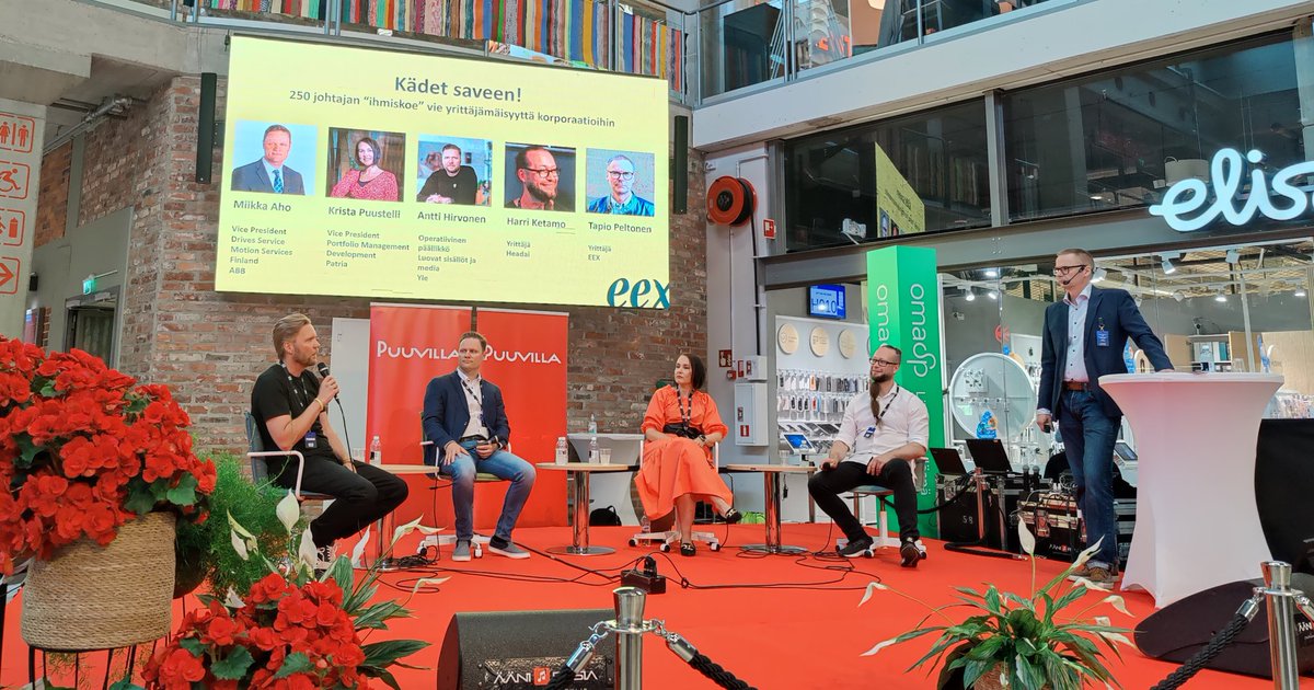 Kiinnostava näkökulma aiheesta #diversiteetti:

"Ongelma voi olla niin mutkikas, että joskus voi olla parempi, etteivät sen 'aiheuttajat'" ole ratkaisemassa sitä" <a href="/anttihirvonen/">Antti Hirvonen</a> 

#SuomiAreena