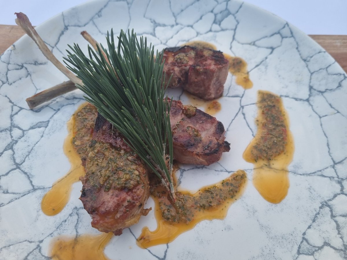 Devon_Wright tweet media