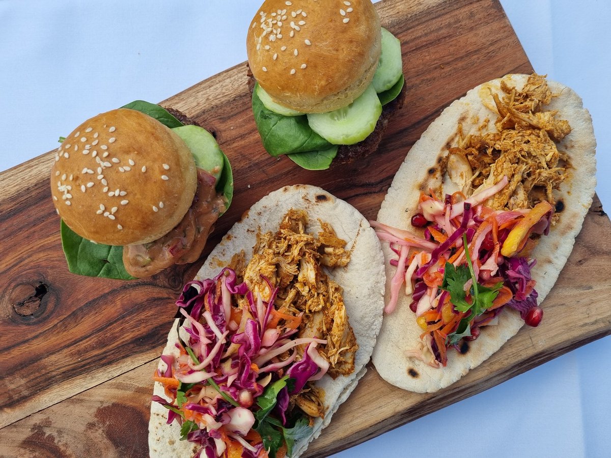 Devon_Wright tweet media