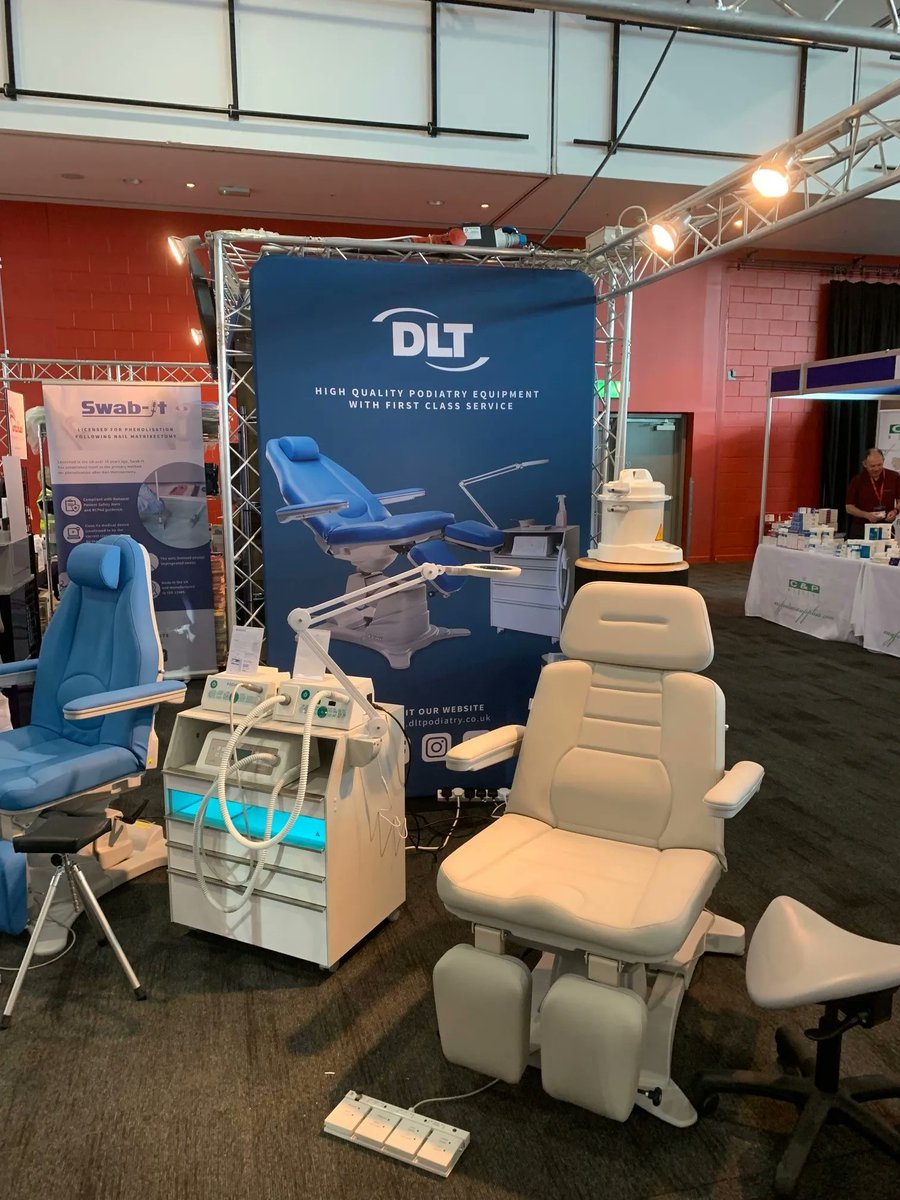 XL Displays Ltd tweet media