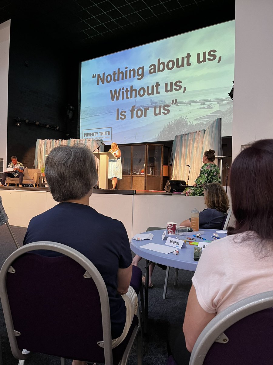 Emma Lee tweet media