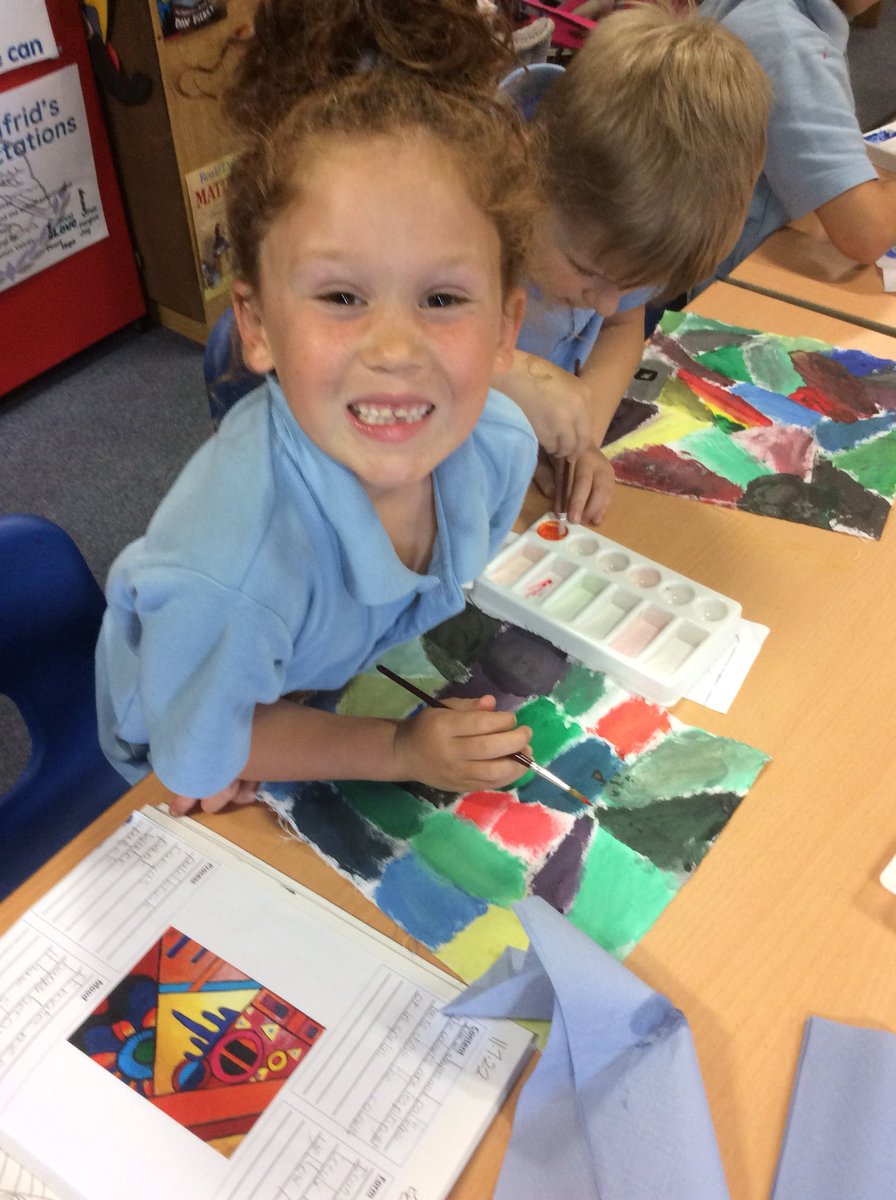 Ldaviesclass's tweet photo. We are continuing our African Art project this morning. https://t.co/nxV5w8L3GL