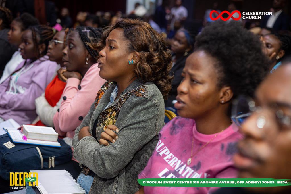 theblessing_C's tweet photo. I love how the intensity of the word at #Deeperikeja was captured in this picture🥰 https://t.co/3ZM89KFKeS