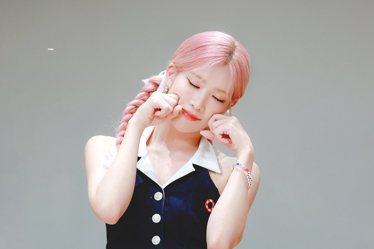 220703 #이달의소녀 #김립 #LOONA #KIMLIP