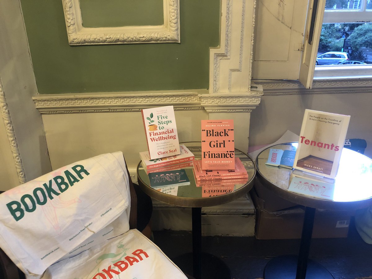 And 💐💐💐to the excellent team <a href="/BookBarUK/">BookBar</a> - love your passion + book knowledge plus entrepreneurial superstar vibes and the fact you’re feminist AF 😘 Here they are having basically sold all the books last night!