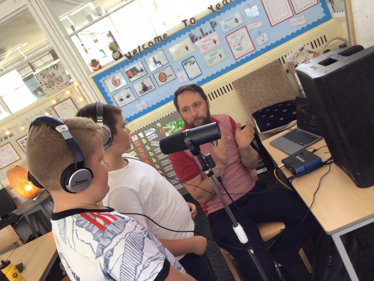 Gaer Primary School (@gaerprimary) on Twitter photo Fantastic recording session with <a href="/sheldonraps/">SheldontheRapper</a> and #GPSClass11 with our #PlatinumJubilee rap, ffantasteg! Fantastic recording session with <a href="/sheldonraps/">SheldontheRapper</a> and #GPSClass11 with our #PlatinumJubilee rap, ffantasteg!