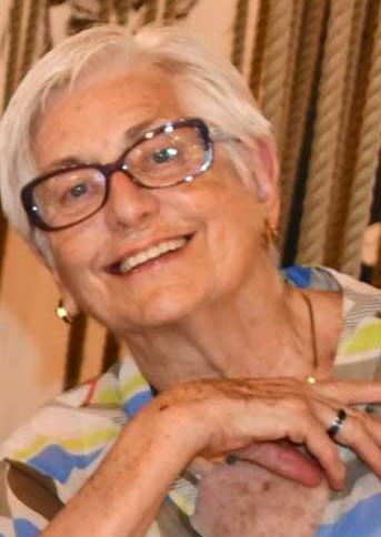AfaJungfrau's tweet photo. Fa 59 anys, tres mestres de Badalona van decidir fundar la nostra escola. Ha mort la Lurdes Estévez, una de les tres fundadores.
El nostre condol a la família i un fort agraïment pel teu compromís amb la Jungfrau. https://t.co/tKAmHg7F5Z