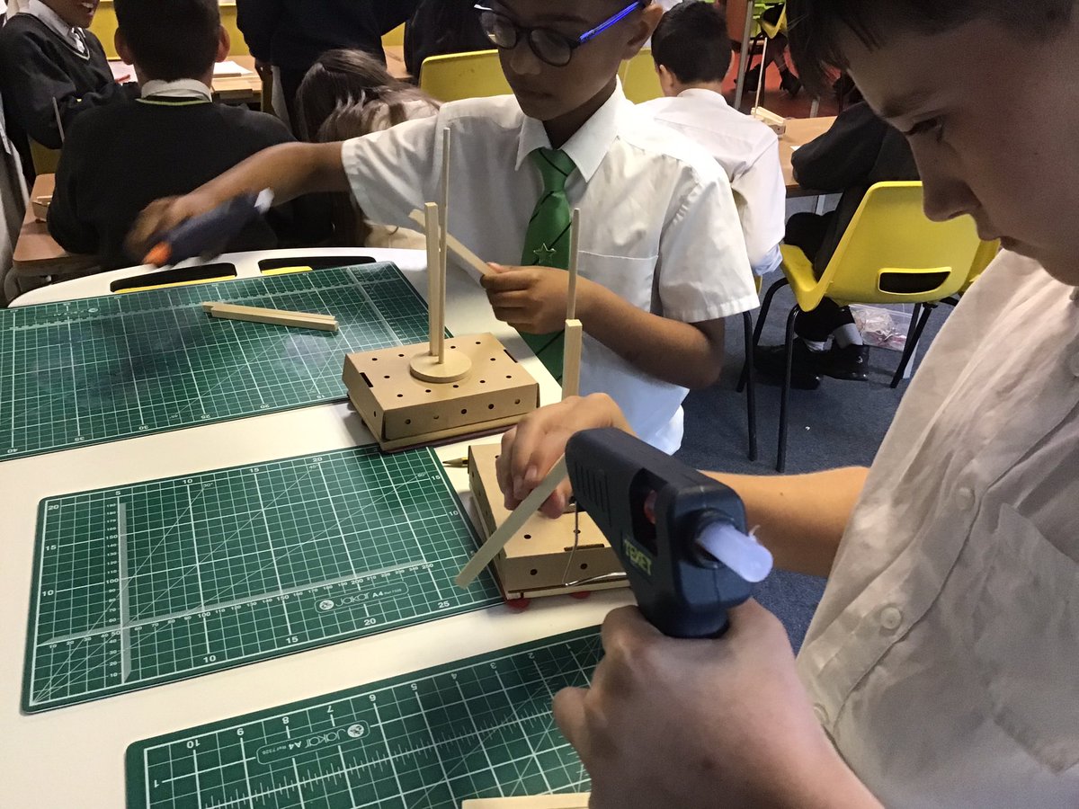 LindenRDoak's tweet photo. Working hard designing and making our fairground rides #LindenDT https://t.co/F9S29VQ3hn