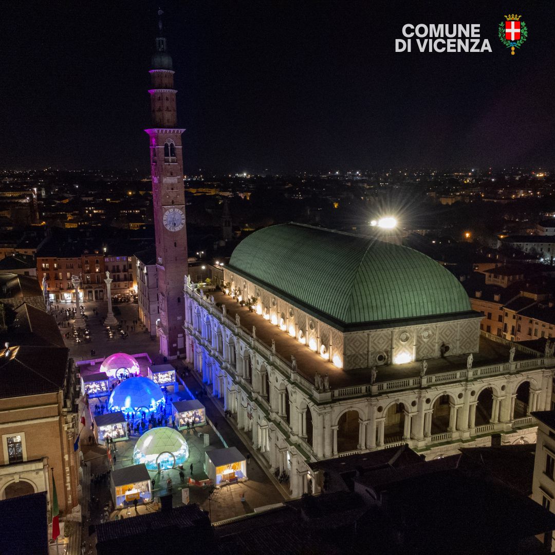 CittadiVicenza's tweet photo. 🔝 Una grande aula didattica in Basilica palladiana: il salone del monumento ospiterà la seconda edizione di Making Future #Vicenza 
💻 L’evento per bambini dedicato alle materie #Stem si svolgerà l’8 e il 9 ottobre
ℹ https://t.co/R6M8Oqa0Xd https://t.co/mCHMRQs5pZ