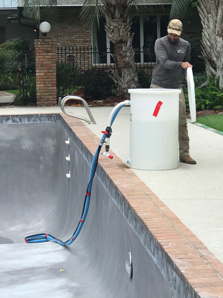 LucasFirminPool's tweet image. Kicking off a #replaster project using the barrel startup procedure from @orendatech. We love this process to help eliminate #plaster dust! #poolrepair #poolrenovation