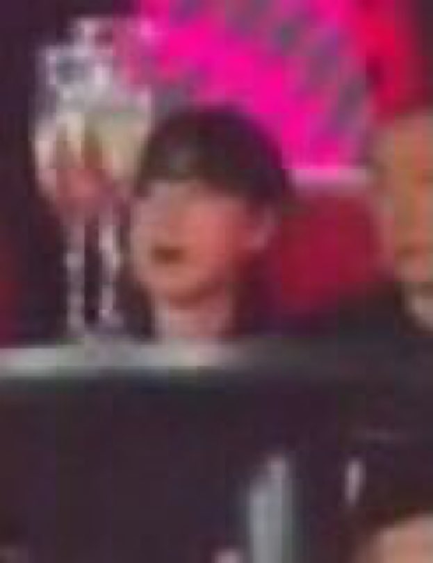 J00NSPERS0NA's tweet photo. min yoongi, love it that you? https://t.co/tIxeMLVUgO