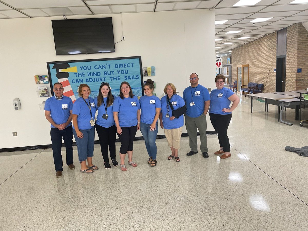 That's right- WHS Elevate staff rockin' our new shirts at our lunch!! @FCPSMaryland @DrWare_FCPS @FCPSElevate @MrsIvey_WHS