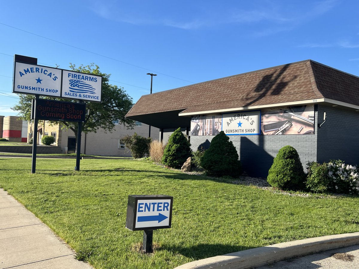 AGS_gunsmith's tweet photo. We're Open!  A huge thanks to my team for all their hard work, my wife for her patience, my Mother, Mother-in-law and Father-in-law for their unwavering support, and all my siblings and friends who help make this happen.  I am truly blessed and eternally grateful....Roy https://t.co/2zdUHAUgIn