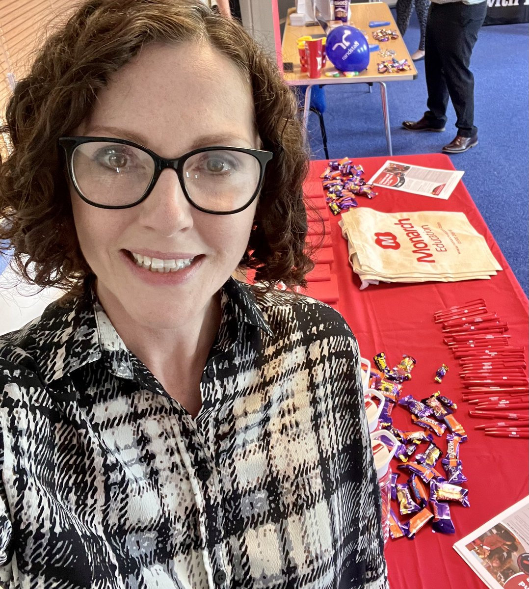 Kimberlinio's tweet photo. Thanks for having me @lindsayBVSH, had a great afternoon at the Bolton Virtual School summer conference 😃
@MonarchEdRec https://t.co/reGn3aq15a