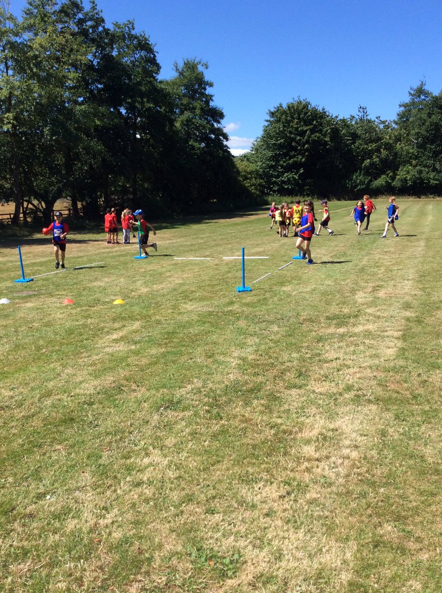 MelthamMoor's tweet photo. This half term, we have been learning the techniques and skills to play the striking and fielding game- rounders. We were taught scatterball this week. It is an exciting mix of rounders and football. It certainly tested our fielding skills. #MMYear3 #MMPE https://t.co/UkKkKfRB9n