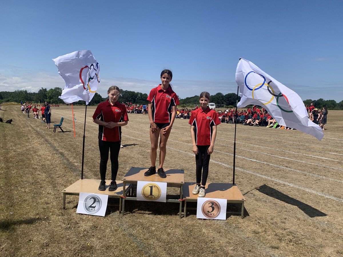 ReephamPE's tweet photo. Yr 7 podium positions for 100m #madeforspeed #zonedin https://t.co/ncZVDk2Z4B