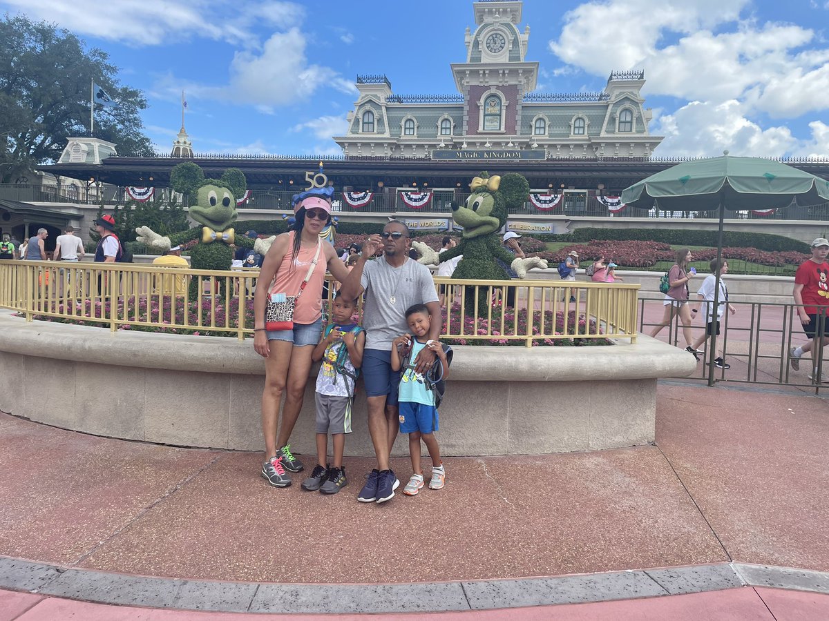 Can’t think of a better time to read this. Making memories;) #Glennboyz