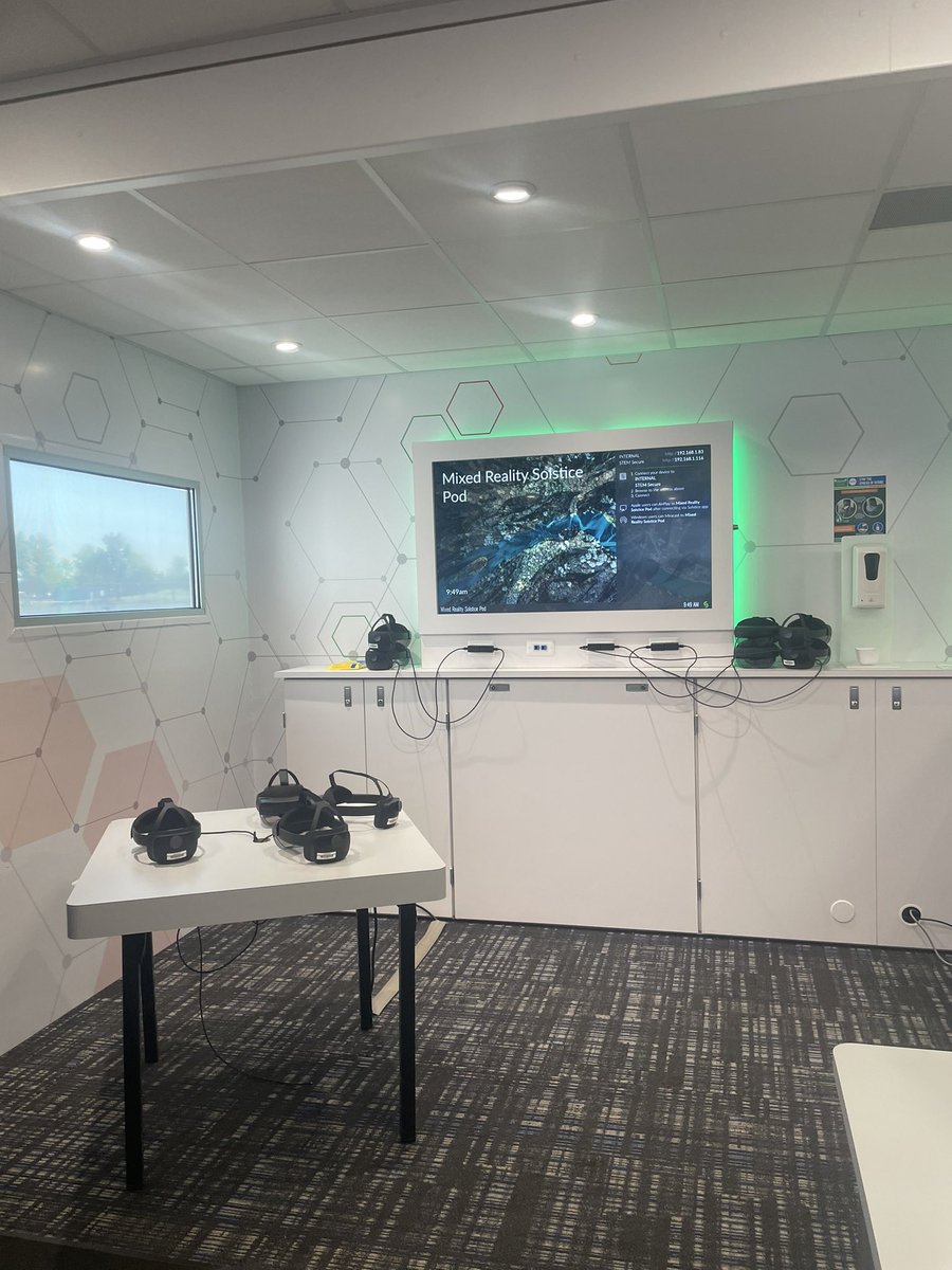 It was awesome to see our students engaged in learning on the STEMi Mobile Innovation Station today. It was an amazing experience for our students. <a href="/LamphereSchools/">Lamphere Schools</a> #wearelamphere