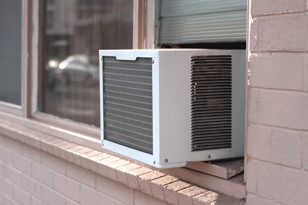 kcs23ca's tweet photo. This or That: HVAC Edition
Take a pick and let us know down below!
                👇  Mini-Split Systems or Window AC Unit 👇 https://t.co/hJ12Fx3szS