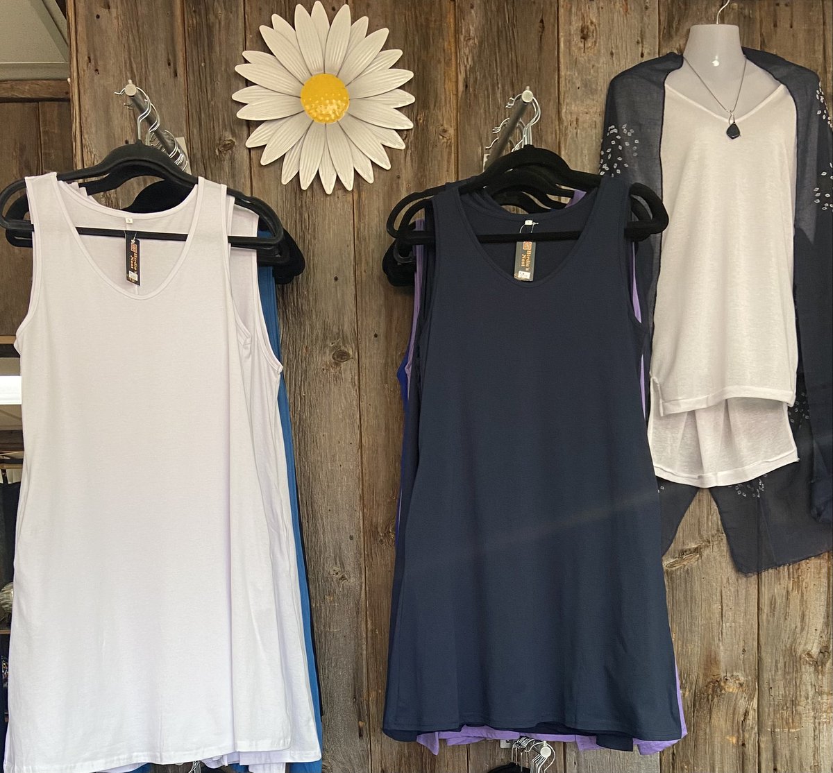 Every girls dream is to have a cute and comfy summer dress with pockets!! #birdiesnestchatham has an adorable selection of dress with and without pockets. #SummerVibes #SummerDress #dresswithpockets #shoplocal_ #shopckonline