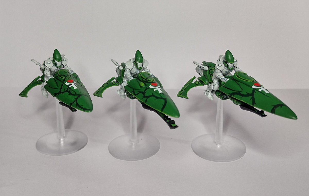Some wind riders done for my Biel-tan Aeldari. #WarhammerCommunity