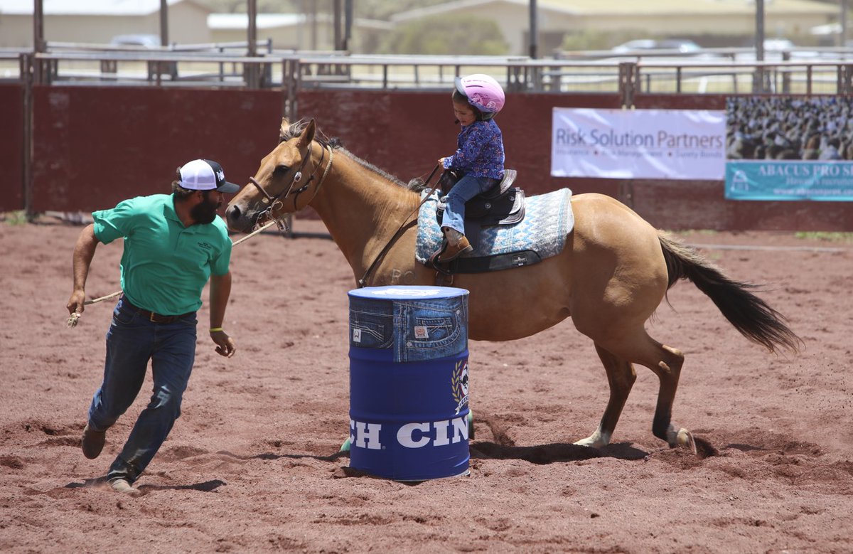 parkerranchinc's tweet photo. Congratulations to our 4th of July Keiki Barrel Race Winners:
1st: Holden and Hayden Onaka at 45.291
2nd: Anaiya Souza and Ava Andrade at 52.306
3rd: Grace Auweloa and Skylar Branco at 67.219 https://t.co/KRRk5lPqc8