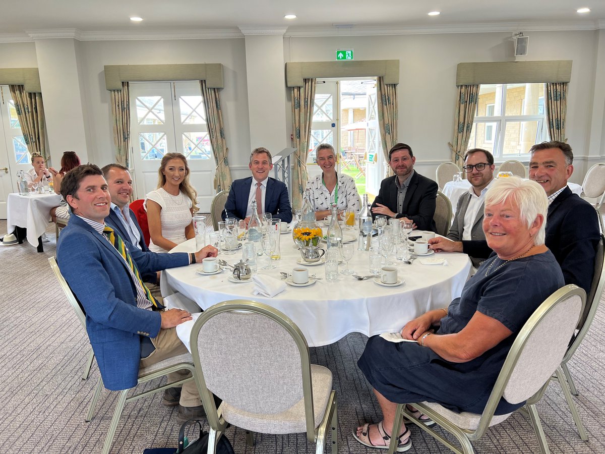 YorkshireRFFN's tweet photo. The @YorkshireRFFN aims to connect stakeholders together for two-way conversations. Today we had a working lunch with @JimfromOldham Shadow SoS Env, Food and Rural Affairs, @JanetHughes, @FutureFarmerYAS @NFUnortheast  @GrowYorks at this years @greatyorkshow 
Topics included... https://t.co/MonU0I2UT0